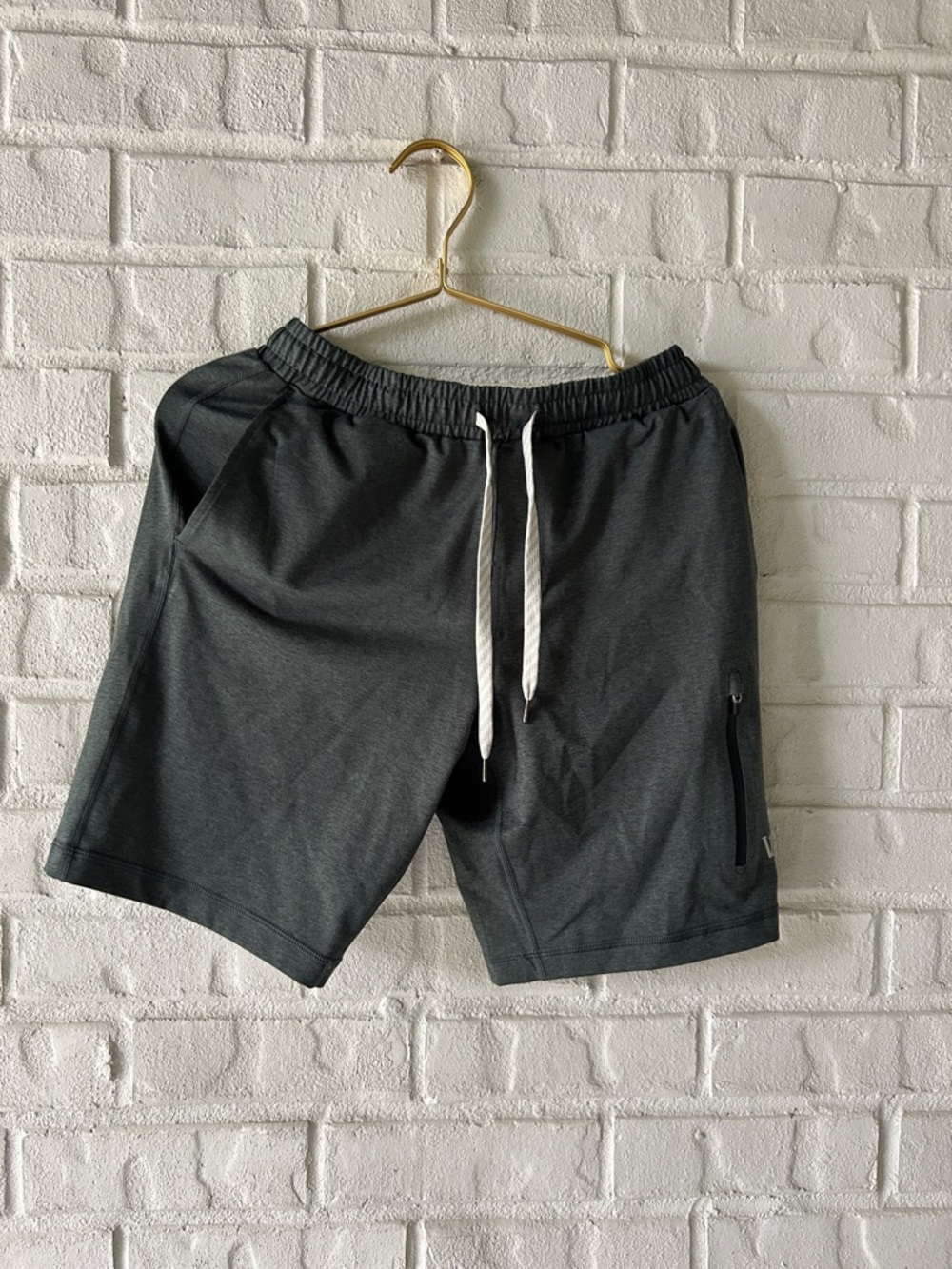 Vuori men’s shorts XS